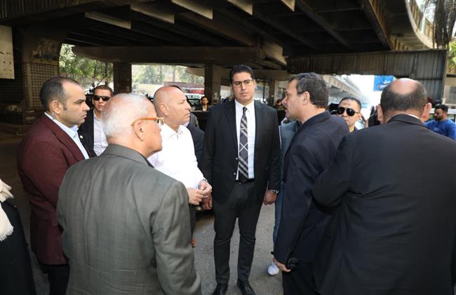 محافظ القاهرة يقود جولة مفاجئة لإزالة الإشغالات والتعديات بشارع الجلاء