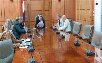 نائب محافظ بورسعيد يتابع أعمال تنفيذ إزالة المخلفات والتعديات بعدد من المناطق داخل حي العرب