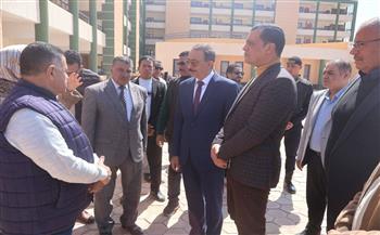 محافظ سوهاج يتابع انتظام الدراسة بمدارس إدارة جهينة التعليمية