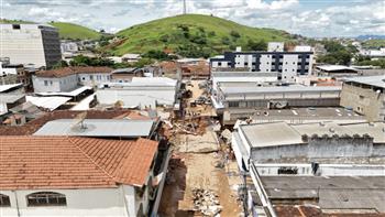 لا أمل لوجود ناجين.. 46 قتيلًا و21 مفقودين في فيضانات البرازيل