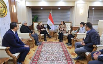 وزيرة التضامن تبحث مع وفد مهرجان أسوان الدولي لأفلام المرأة ترتيبات انطلاق دورته العاشرة