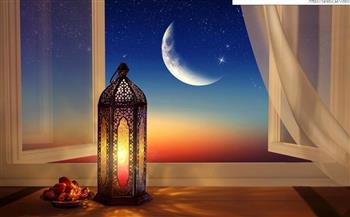 مواقيت الصلاة وعدد ساعات الصيام.. إمساكية اليوم الثامن من رمضان