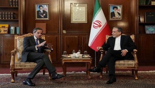 وسائل إعلام إيرانية: الوفد الإيراني المفاوض يلتقي مدير وكالة الطاقة الذرية بمقر انعقاد المفاوضات 