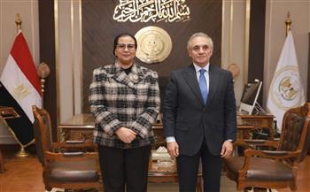 رئيسة القومي للمرأة تهنئ المستشار محمود حلمي الشريف لتوليه منصب وزير العدل   