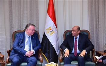 وزير العمل يستقبل مدير مكتب منظمة العمل الدولية بالقاهرة لتعزيز التعاون المشترك