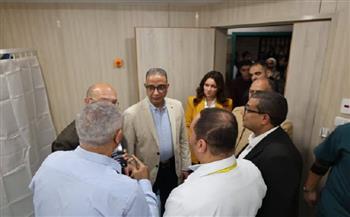 محافظ الجيزة يتفقد مستشفى البدرشين المركزي ومركز طب الأسرة بدهشور لمتابعة الخدمات الصحية