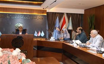 رئيس مدينة الغردقة يبحث مع مدير الطب البيطري توفير أراض لإنشاء مراكز إيواء للكلاب الحرة  