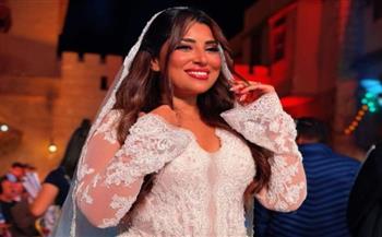 آيتن عامر بإطلالة زفاف في كواليس «كلهم بيحبوا مودي»