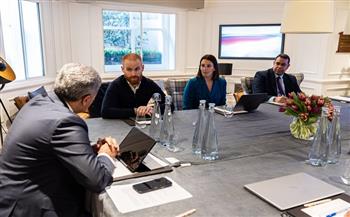 وزير السياحة يعقد مجموعة من اللقاءات المهنية بلندن مع منظمي الرحلات وشركات السياحة في السوق البريطاني 