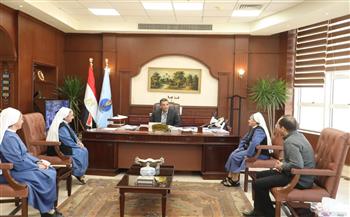 وفد مدرسة القديس يوسف يهنئون الدكتور وليد البرقي بتوليه منصب محافظ البحر الأحمر 