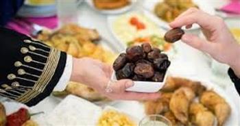 لو أم لأول مرة.. تعرفي على اتيكيت عزومات وزيارات رمضان| خاص