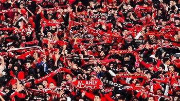 عضو مجلس إدارة النادي الأهلي يوجه رسالة هامة للجماهير: الفريق يحتاج حضوركم