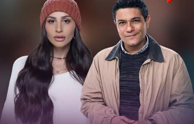 آسر ياسين ودينا الشربيني يبحثان  عن "طوق النجاة" في "اتنين غيرنا"