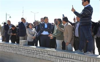 التزام كامل بالبرنامج الزمني.. محافظ البحر الأحمر يتابع تنفيذ كورنيش سفاجا أمام مدرسة الصناعات البحرية