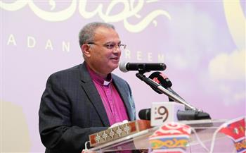 رئيس الطائفة الإنجيلية يطمئن هاتفيًا على صحة الإمام الطيب