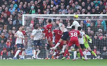 الدوري الإنجليزي.. ليفربول يتقدم على وست هام بثلاثية في الشوط الأول