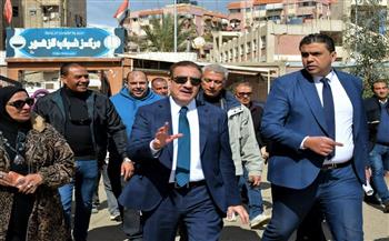 محافظ بورسعيد يتفقد مركز التنمية الشبابية بحي الزهور والمشروعات الاستثمارية الجاري تنفيذها بالمركز