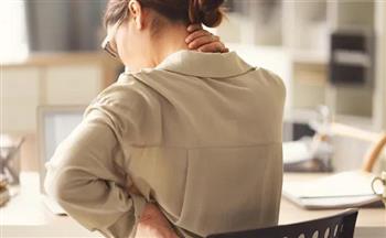 احذري.. عادات يومية تضر بوضعية جسمك دون وعيك