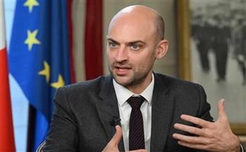 وزير خارجية فرنسا: المفاوضات الأمريكية الإيرانية يجب أن تركز على إنهاء القمع أولا قبل الملف النووي