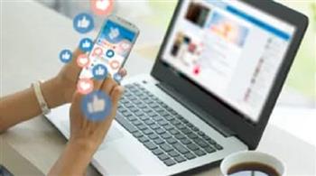 لماذا يسرق الهاتف طاقتك النفسية؟ أسباب خفية للإرهاق الرقمي لدى النساء