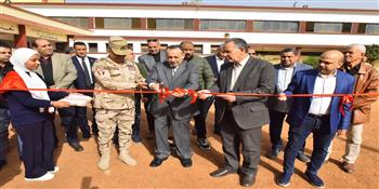 محافظ أسيوط يفتتح معرض منتجات المدارس الزراعية بتخفيضات تتجاوز 25% لدعم التعليم الفني 