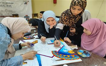 بتصميمات عن معالم المحافظة.. استمرار فعاليات مشروع "مقتطفات حرفية" بالفيوم