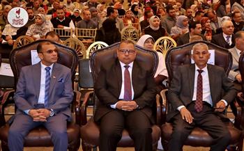  محافظ سوهاج ينيب السكرتير المساعد لحضور الحفل السنوي الثاني لمديرية الطب البيطري