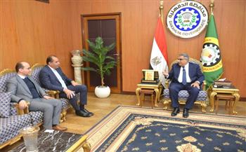 محافظ الدقهلية يستقبل نائب رئيس هيئة الشراء الموحد لدعم منظومة التحول الرقمي بالقطاع الصحي