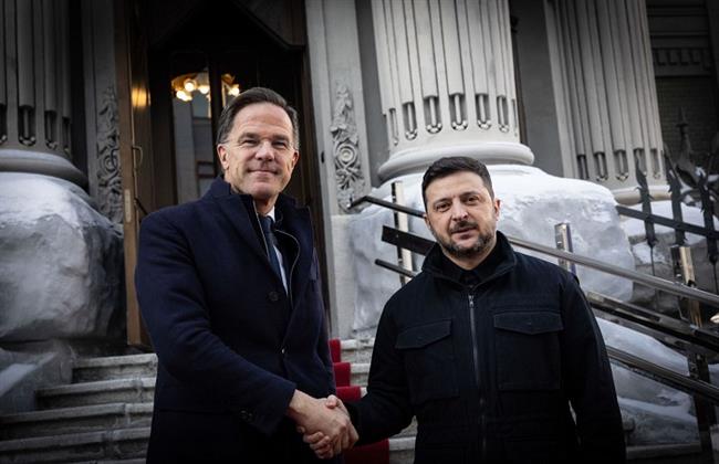 الناتو: دعم الحلف سيبقى ثابتا وأي تسوية سياسية للصراع يجب أن تستند إلى ضمانات أمنية قوية