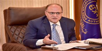 رئيس هيئة الدواء يبحث مع شركة (أبوت) خطط توطين الصناعة الدوائية في مصر