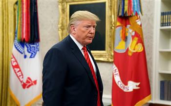 بعد فضيحة إبستين.. ترامب ينفي كل الاتهامات الموجهة إليه