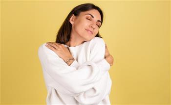 5 أنواع من حب الذات تحتاج كل امرأة لتعلمها.. علم النفس ينصح