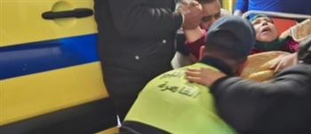 أمن القاهرة يلبي استغاثة سيدة غير قادرة على الحركة وينقلها لتلقي العلاج