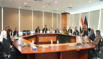 تنسيق بين الرقابة المالية والبنك المركزي لتعزيز الشمول المالي وتمكين المرأة اقتصاديًا