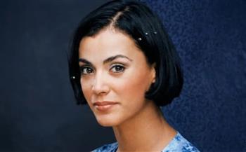 موناليزا تكشف سبب غيابها عن الفن لأكثر من 20 عامًا: اخترت الأسرة ولم أندم 