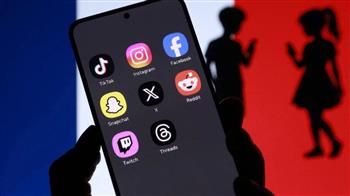 اليونان تستعد لحظر منصات التواصل الاجتماعي على القصّر