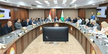 محافظ الجيزة يعقد اللقاء الأسبوعي لبحث شكاوى مواطني الدقي والعمرانية والهرم وأبو النمرس