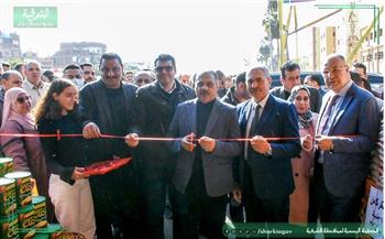 محافظ الشرقية يفتتح معرض أهلاً رمضان بجوار مجلس المدينة لدعم المواطنين
