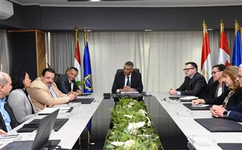 محافظ أسوان يترأس الاجتماع التنسيقي لمتابعة مشروع تعزيز الزراعة الذكية مناخيا بتمويل من الحكومة الكندية