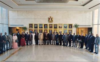 مساعد وزير الخارجية للشؤون الإفريقية يلتقي بمجموعة السفراء الأفارقة بالقاهرة