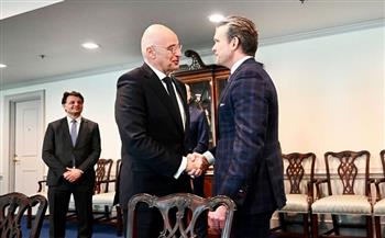 وزيرا الدفاع اليوناني والأمريكي يبحثان ركائز التعاون الدفاعي الاستراتيجي بين البلدين