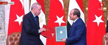 الرئيس السيسي ونظيره التركي يشهدان التوقيع على البيان المشترك الصادر عن اجتماع مجلس التعاون الاستراتيجي