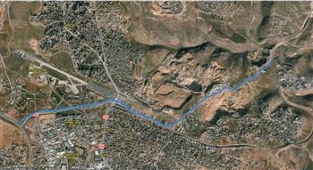 سلطات الاحتلال تشرع في شق شارع استيطاني شمال القدس المحتلة