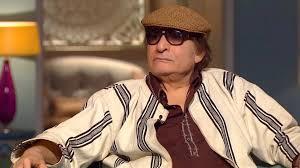 بعد انتقالة لدار رعاية كبار الفنانين.. محيي إسماعيل: حالتي النفسية جيدة ودعم الجمهور يسعدني