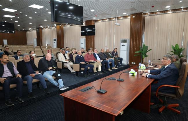 محافظ الجيزة يؤكد أهمية تبني حلول وأفكار غير تقليدية للنهوض بمستوى النظافة