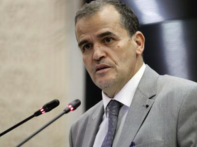 وزير التجارة الجزائري يدعو إلى توحيد الجهود العربية لتخفيف معاناة الفلسطينيين