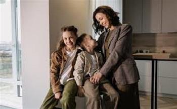 لاحتواء أزمات أبنائك خلال مراحل عمرهم المختلفة.. اتبعي تلك النصائح