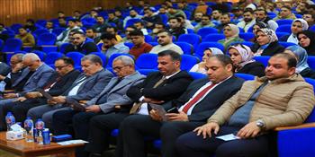 رئيس جامعة كفر الشيخ يشهد فعاليات اليوم العلمي لوحدة أمراض الكلى بكلية الطب البشري   