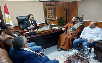 وكيل صحة سوهاج يستقبل الفنان وطبيب الأسنان محمد خميس في المؤتمر الدولي الخامس لطب الأسنان