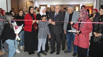 سكرتير محافظة دمياط يفتتح معرض “مبدعي النيل” بمشاركة 30 فنانًا وفنانة من ذوي الهمم